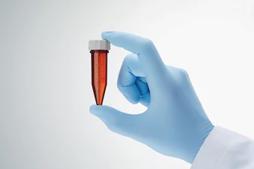 艾本德Eppendorf Tubes? 5.0 mL 帶螺旋蓋, 5.0 mL, 無菌、無熱原, 無RNase和DNase, 無DNA, 琥珀色（光保護(hù)）, 200 個(gè) (2 包 × 100 個(gè))貨號(hào)